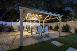Spring @The Reef*HTD Swimming*Family Fun*Putt Putt