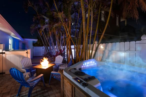 Retreat at Solace West-Hot Tub/Fire Pit/Sunsets