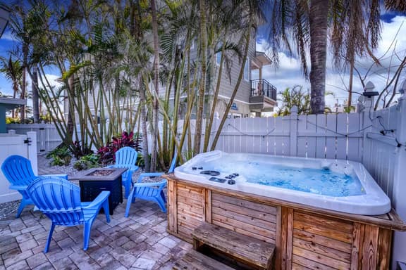 A Sunny, Sandy Spring Escape @ The Solace Retreat