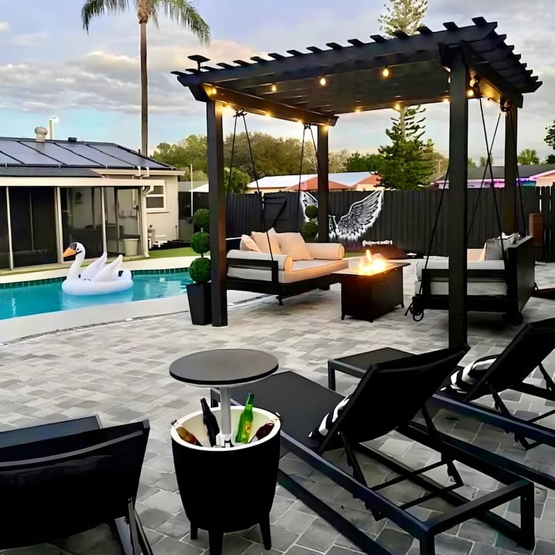 AMI Beaches| POOL • BBQ • FIRE PIT • GAMES • VIBES